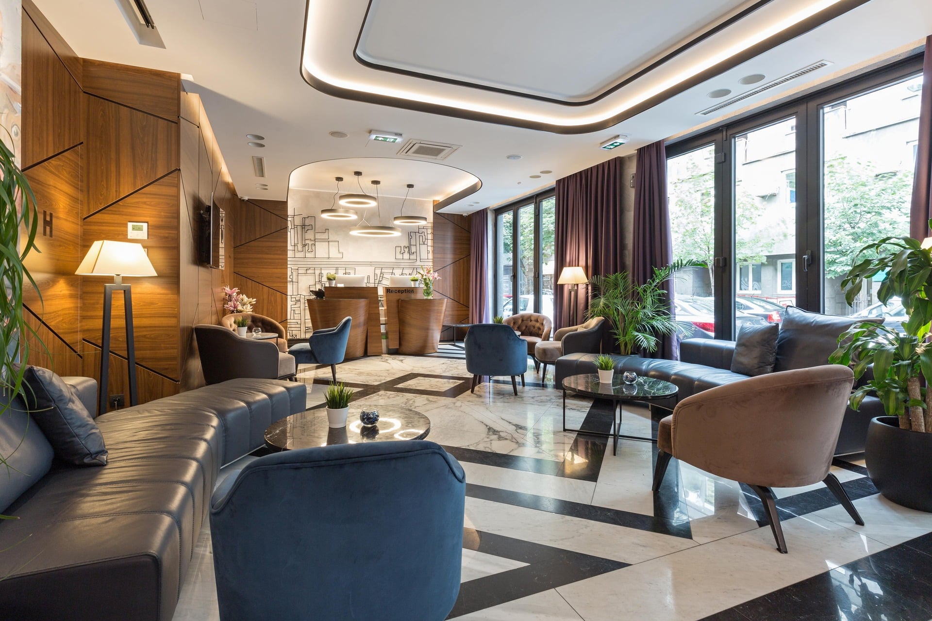 Reception di un hotel di lusso